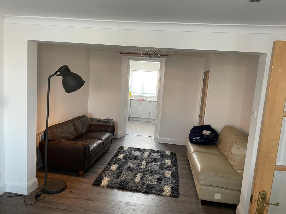 Enfield Street House Behind Portstewart Promenade With Partial Sea View From Front 3 Bed Sleeps 7 Villa Ngoại thất bức ảnh