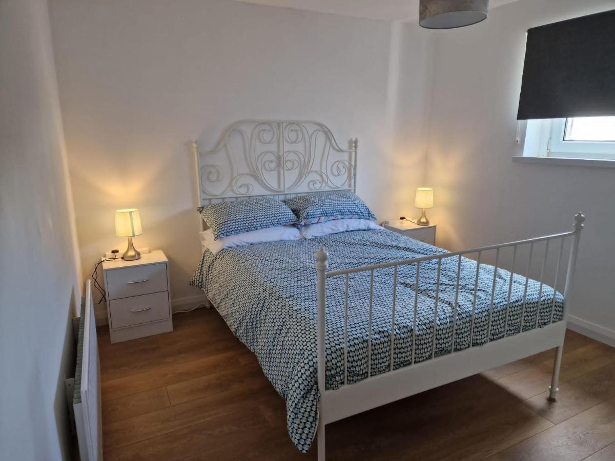 Enfield Street House Behind Portstewart Promenade With Partial Sea View From Front 3 Bed Sleeps 7 Villa Ngoại thất bức ảnh